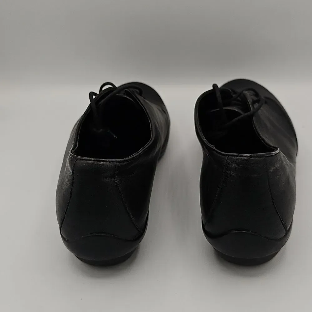 Dansko Womens Black Leather laces Shoes Size 40 US 9 Dark Academia, Work, Casual
